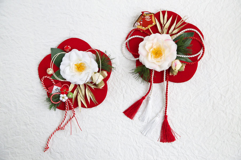 正月壁飾り 亥梅 | el flowers online shop