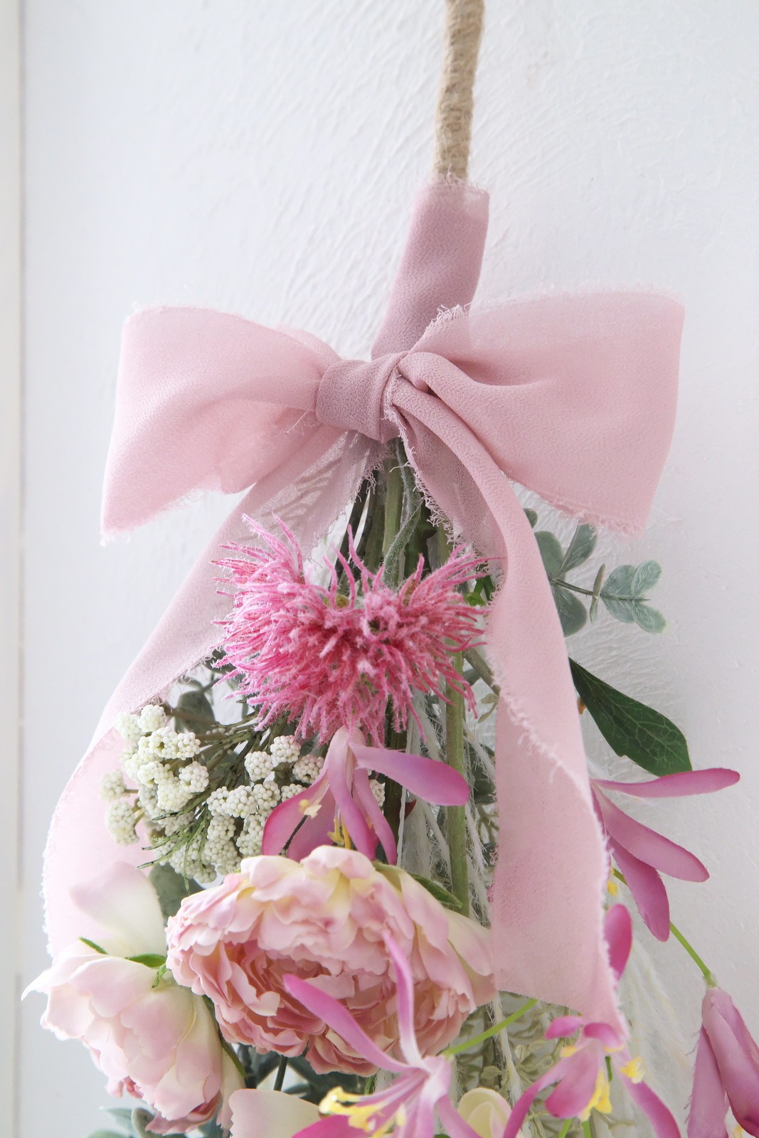 春ピンク》ラナンキュラスのスワッグ | el flowers online shop